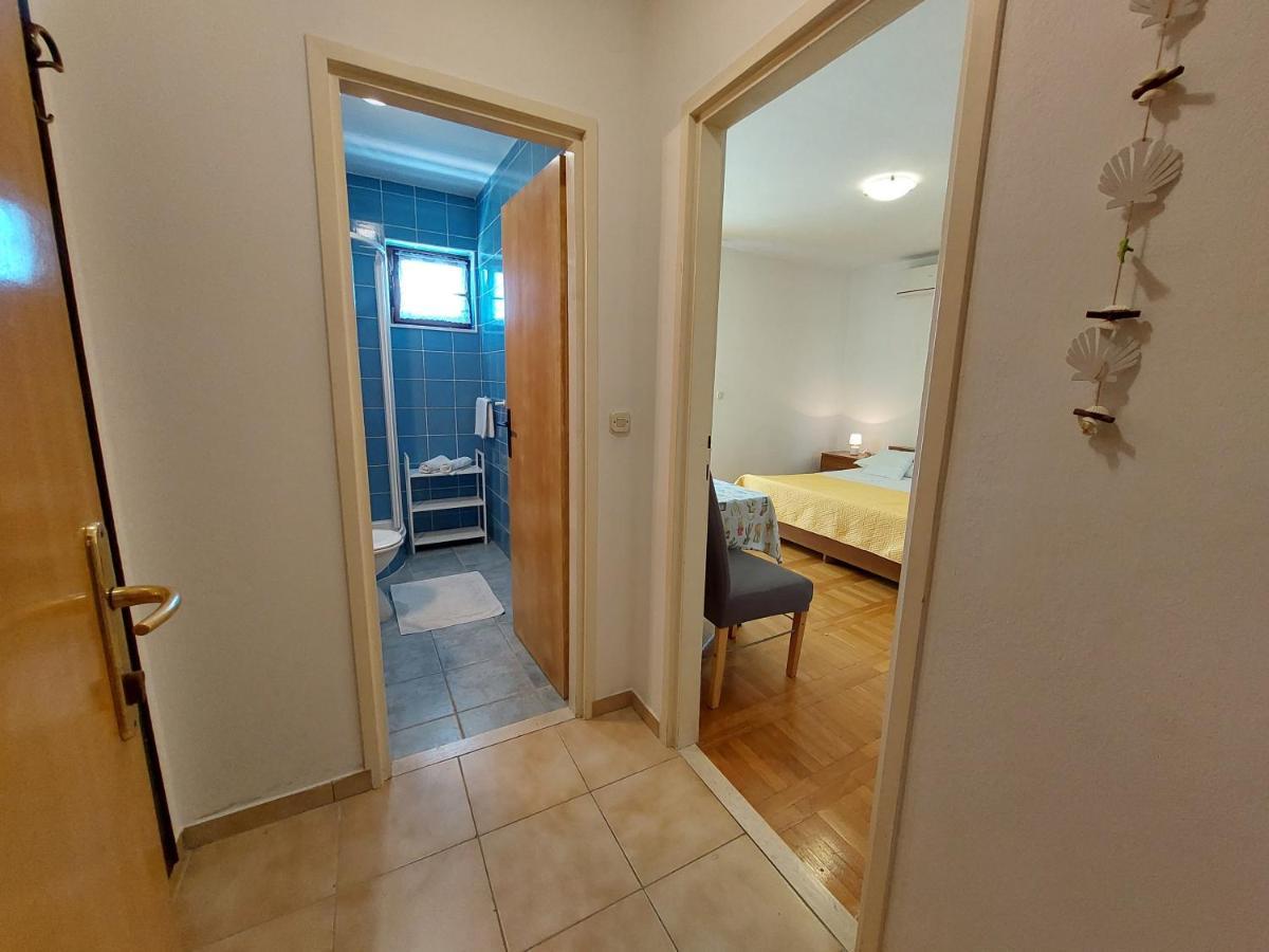Apartmani Rahela Vodice Eksteriør billede