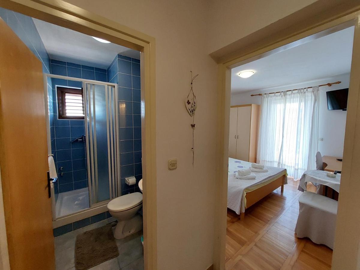 Apartmani Rahela Vodice Eksteriør billede